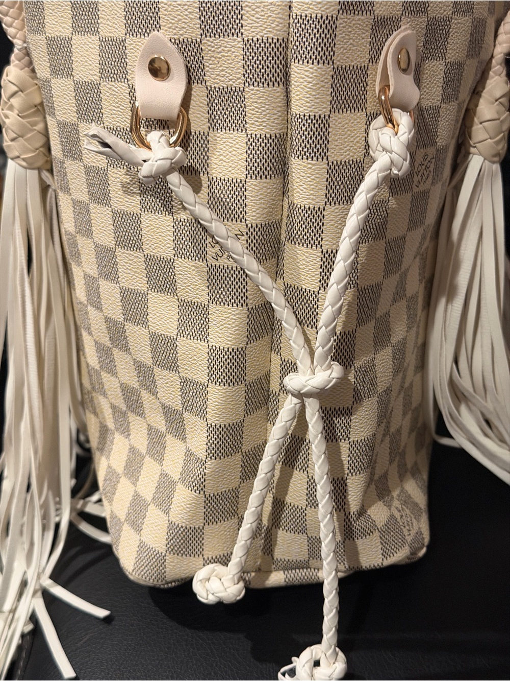 White Checkered Tassel Tote Bag - Women - Picture 2 of 5